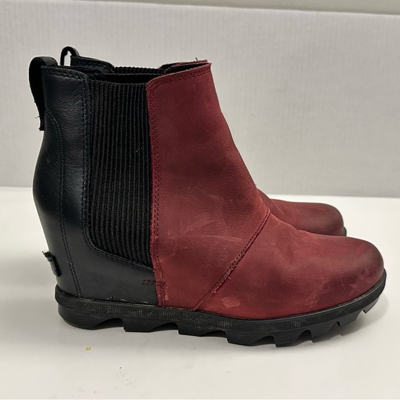 Sorel Joan of Arctic Wedge II Leather Wine Boots Size 8.5 - Picture 2 of 15